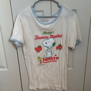 Peanuts Snoopy Farmers Market White and Blue Tee